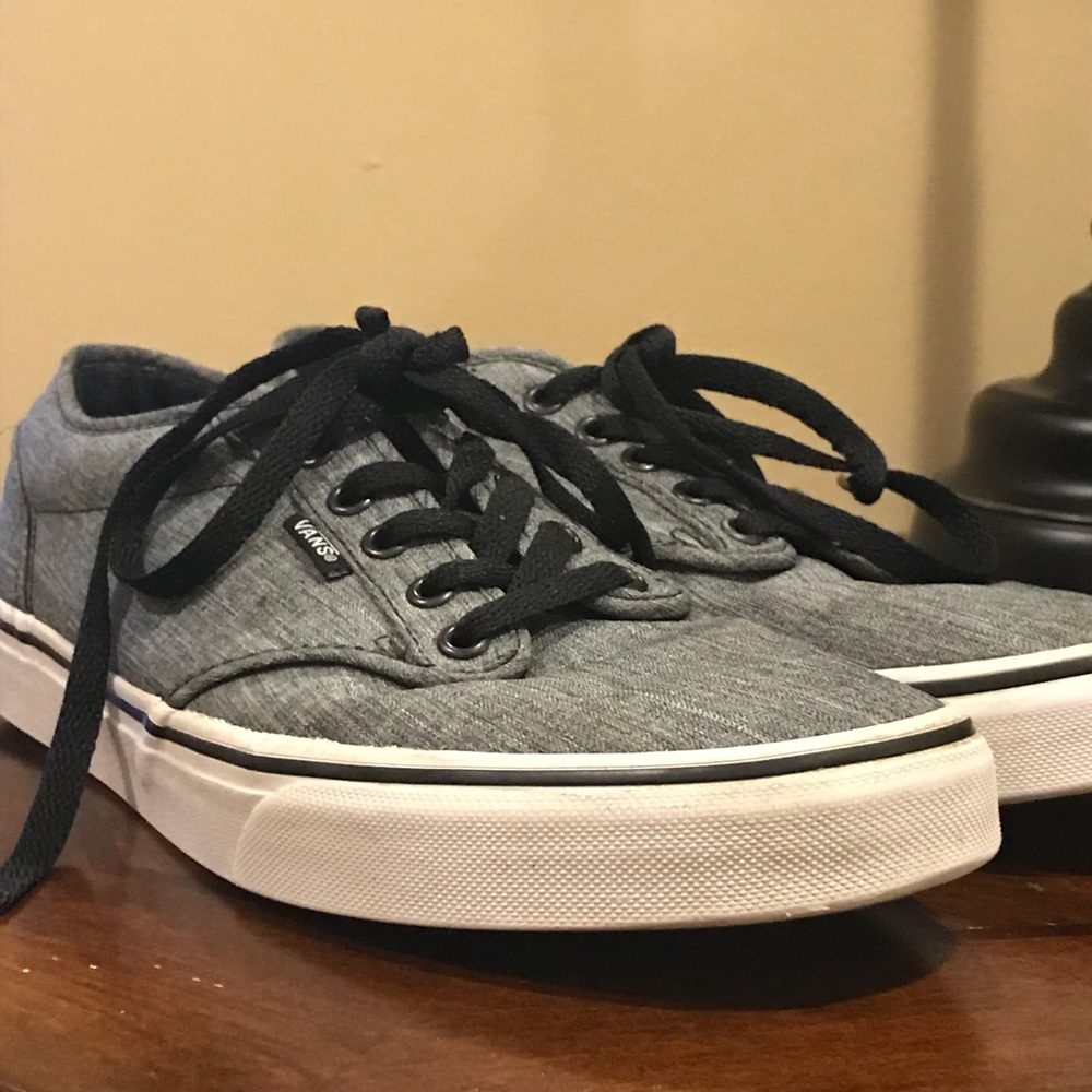 Men’s Vans size 9.5